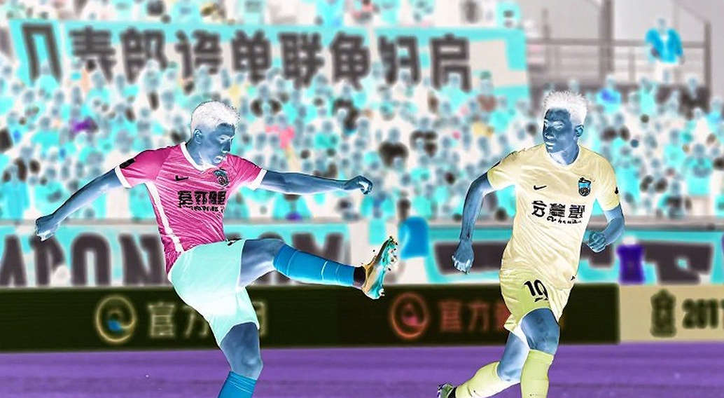 Sacombank tài trợ V-League 2 và Cúp Quốc gia 2026/27: Một bản hợp đồng, hai giải đấu, nhiều khoảng lặng
